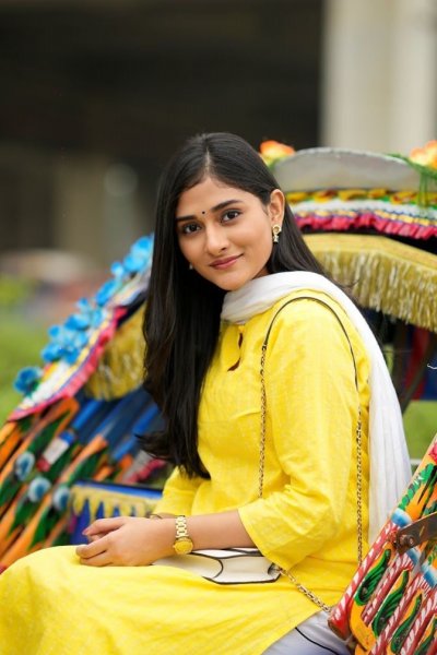 একটি দৃশ্যে মালাইকা