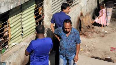 দালালদের দৌরাত্ম্যে অতিষ্ঠ হয়ে উঠেছেন এই হাসপাতালে আসা রোগীরা