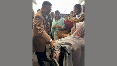 মা-ছেলের একান্ত আলাপচারিতা (ছবি: বিএনপির মিডিয়া সেল)