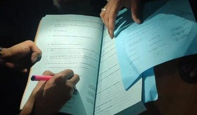 কাজী ডেকে বিয়ে পড়িয়ে দিয়েছেন স্থানীয় লোকজন