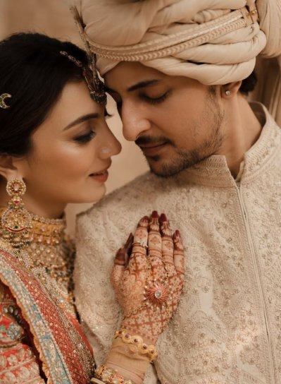 ধারাল সুরেলিয়া ও দর্শন রাওয়াল