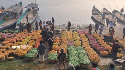 প্রতি হাটে ১০ লাখ টাকার কেনাবেচা হয়