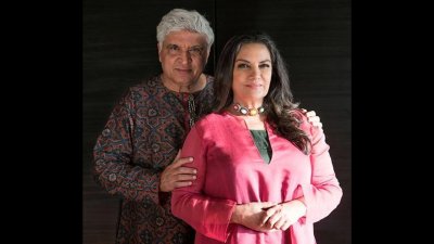 জাভেদ আখতার ও শাবানা আজমি 