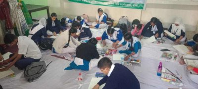 চিত্রাঙ্গন প্রতিয়োগিতায় শিক্ষার্থীরা