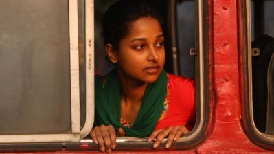 রিকশাচালকদের জন্য ‘রিকশা গার্ল’- এর বিশেষ প্রদর্শনী  
