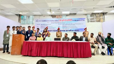 অন্তর্বর্তী সরকারের আমলে সবাই মন খুলে সাংবাদিকতা করবে: ফয়েজ আহম্মদ