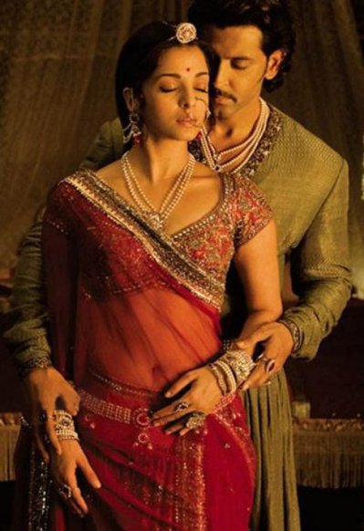 ‘যোধা আকবর’ সিনেমায় ঐশ্বরিয়া রাই ও ঋত্বিক রোশন 