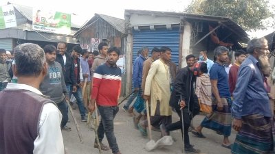 ১৪৪ ধারা ভঙ্গ করে হামলা ও অগ্নিসংযোগ করলেন বিএনপি নেতা