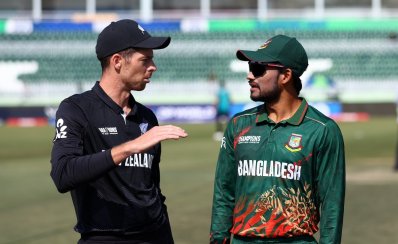 টসের মুহূর্তের ছবি।