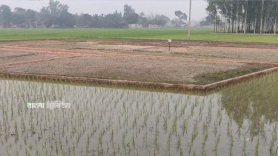 দিনাজপুরের রাজারামপুর এলাকায় পাশাপাশি তিনটি আবাসন প্রকল্প গড়ে উঠেছে