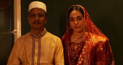 ‘আমলনামা’ সিনেমায় কামরুজ্জামান কামু ও তমা মির্জা 