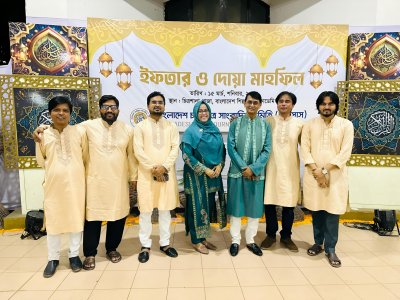 ইফতারে বাচসাস’র সদস্য ছাড়াও হাজির ছিলেন শোবিজের অনেকেই 