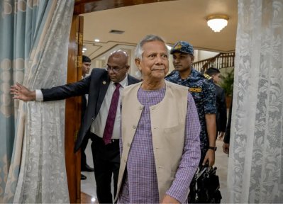 ড. মুহাম্মদ ইউনূসের বিরুদ্ধে ইসলামি কট্টরপন্থিদের প্রতি অতিরিক্ত নমনীয় হওয়ার অভিযোগ উঠেছে। ছবি: দ্য নিউ ইয়র্ক টাইমস। 
