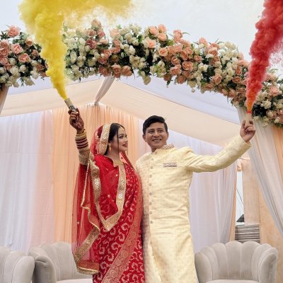 বিয়ের আসরে প্রীত ও সরকার