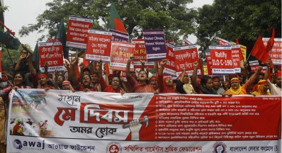 শ্রমজীবী মানুষের মিছিল-সমাবেশে মুখর পল্টন এলাকা