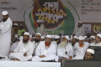 মঞ্চে হেফাজতের নেতারা  (ছবি: সাজ্জাদ হোসেন)