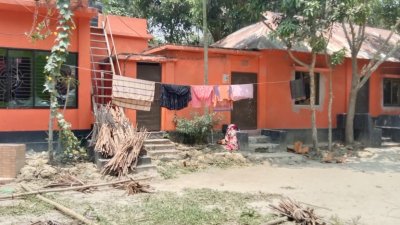 সাবেক রেলমন্ত্রীর শ্বশুরবাড়িতে হামলা ভাঙচুর লুটপাট