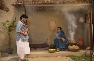‘সম্পত্তি সমর্পণ’ নাটকে তৌকীর আহমেদ ও ফারজানা ছবি