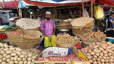 আদা-রসুনের দাম কমেছে