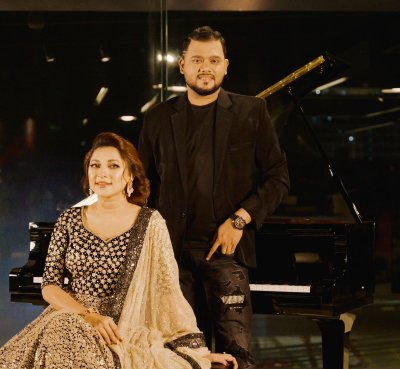 কিশোর ও লিজা