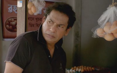 ‘হাফ বয়েল ভালোবাসা’ নাটকে মোশাররফ করিম