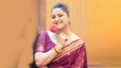 পরীমনি
