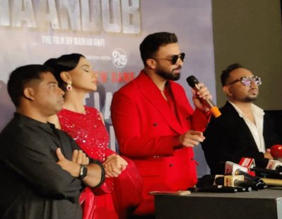 কথা বলছেন শাকিব খান