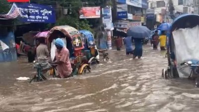 ফেনীতে রেকর্ড বৃষ্টি, ডুবে গেছে শহর