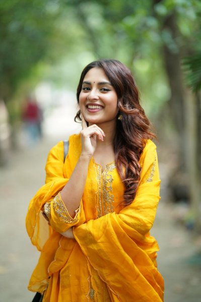 নাটকের দৃশ্যে তটিনী