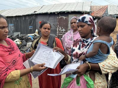  দিল্লির কাছে গুরগাঁওতে ভারতীয় নাগরিক বাঙালি মুসলিমদের  বাংলাদেশি তকমা দিয়ে পুলিশ-প্রশাসন তাদের হেনস্থা করছে