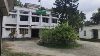 দিনাজপুরে চাল সংগ্রহের লক্ষ্যমাত্রা পূরণ নিয়ে সংশয়