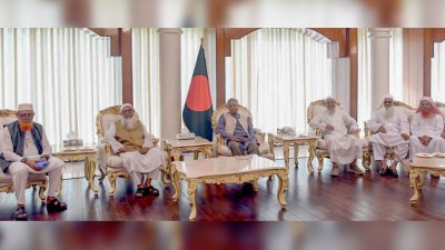 কয়েকটি ইসলামি দলের নেতাদের সঙ্গে প্রধান উপদেষ্টার বৈঠক 