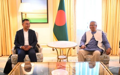 লন্ডনে বিএনপির ভারপ্রাপ্ত চেয়ারম্যান তারেক রহমানের সঙ্গে বৈঠকে প্রধান উপদেষ্টা