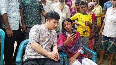 প্রেমের টানে দিনাজপুরে চীনা নাগরিক, পাল্টালেন ধর্ম