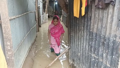 রাজশাহী-চাঁপাইনবাবগঞ্জে বন্যা পরিস্থিতি, কয়েকশ পরিবার পানিবন্দি