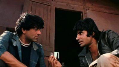 &lsquo;শোলে&rsquo; সিনেমায় ধর্মেন্দ্র ও অমিতাভ বচ্চন