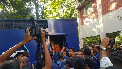 সাংবাদিক আরিফকে নির্যাতন: সাবেক ডিসি সুলতানা কারাগারে