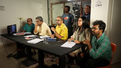 নির্মাণ সংশ্লিষ্টরা