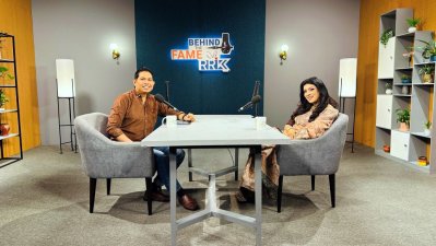 পডকাস্ট সেটে রুম্মান ও মৌ