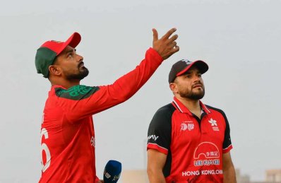 টসের মুহূর্তের ছবি।