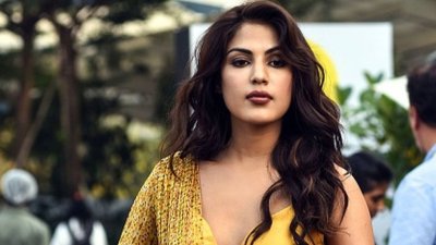 রিয়া চক্রবর্তী