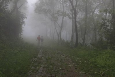 বান্দরবান, চিম্বুক পাহাড়ের পথ