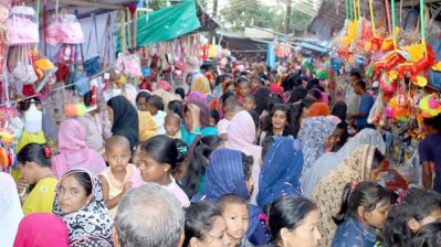 যে মেলা শুধুই নারীদের, যেখানে পুরুষ প্রবেশ নিষিদ্ধ