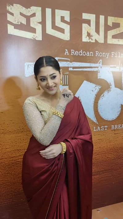 মহরত অনুষ্ঠানে পূজা চেরী/ ছবি: শহীদ সম্পদ তালুকদার