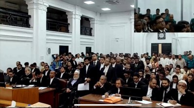 আন্তর্জাতিক অপরাধ ট্রাইব্যুনাল-১ রায় ঘোষণা করা হচ্ছে
