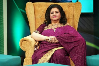 ‘চিরদিন আমি রবো’ অনুষ্ঠানে রুনা লায়লা (ছবি: চ্যানেল আই)