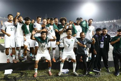 জয়ের পর পুরো বাংলাদেশের উল্লাসের মুহূর্ত। 