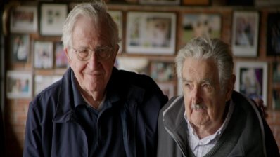 নোম চমস্কির এবং হোসে মুজিকা 