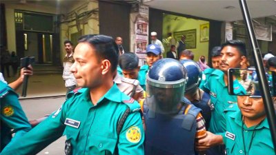 ৪ দিনের রিমান্ডে পাতা সোহেল-সুজন