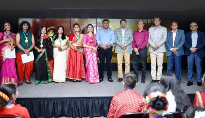 চূড়ান্ত পর্বে বিজয়ীদের সঙ্গে আয়োজকরা